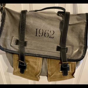 Myra Messenger Bag